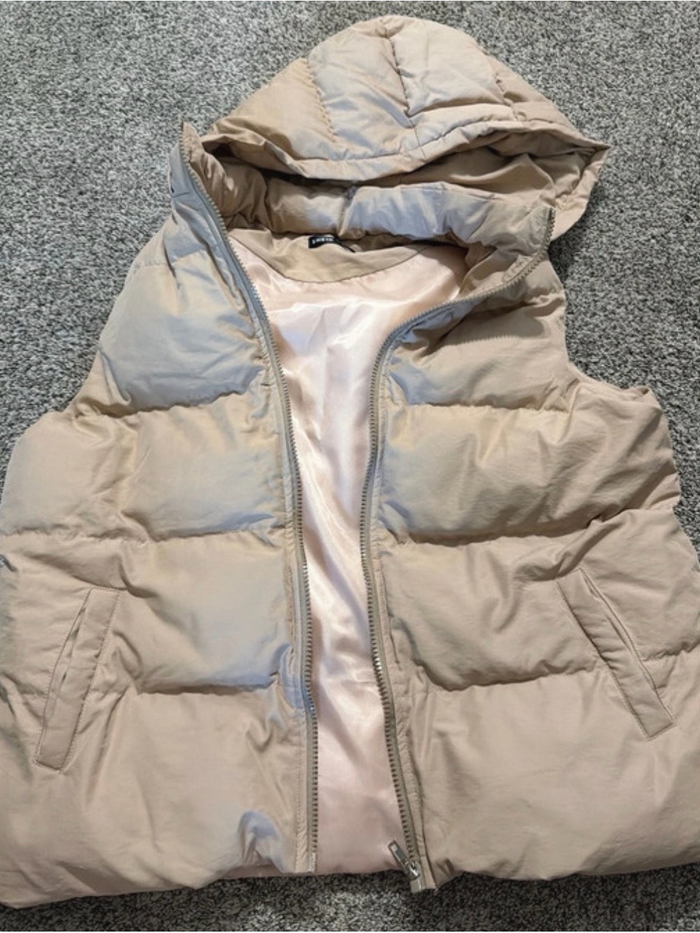 EUC Women's Hooded Puffer Vest Beige Tan Large Shein